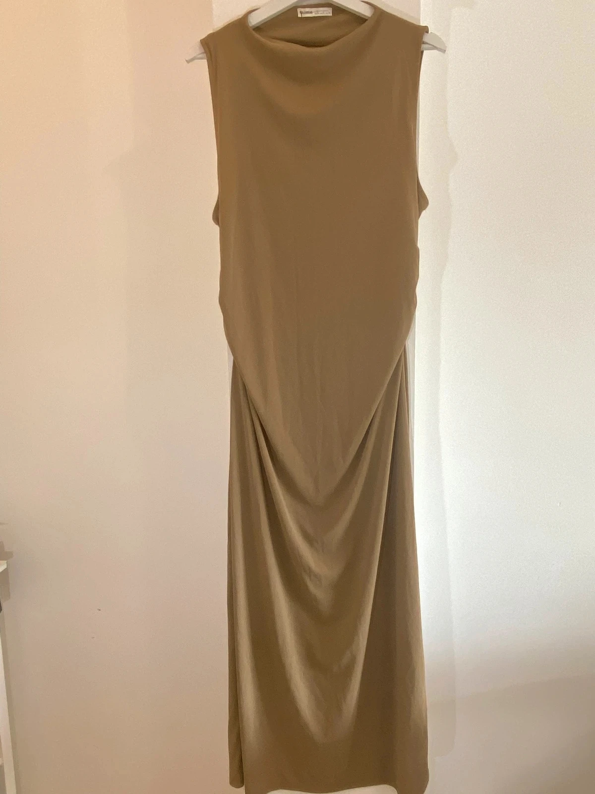 Vestido precioso caqui Pull & Bear Tamanho XL – photo 4